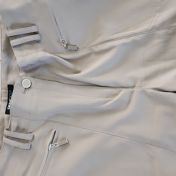 Bundle of DKNY capri and bermuda - Picture 7 of 16